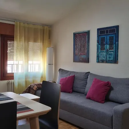 18 Torres Basilica Apartment